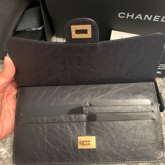 ❌SOLD❌Chanel reissue pouch/wristlet - Picture 7 of 10